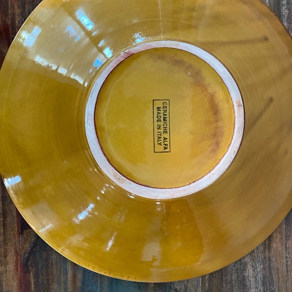 Made in Italy mint condition large Ceramiche Alfa decorative bowl. - Picture 4 of 4